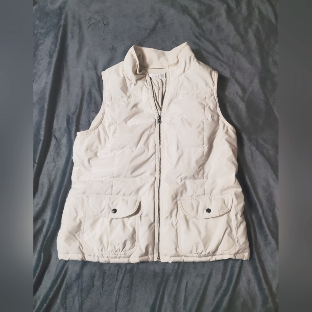White Puffer Vest